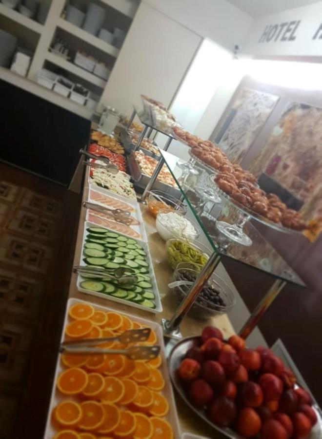 Hotel Honorata Paralía Kültér fotó